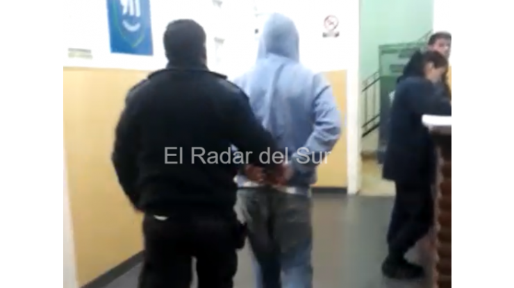 Violento agredió a su ex mujer con una pala de obra